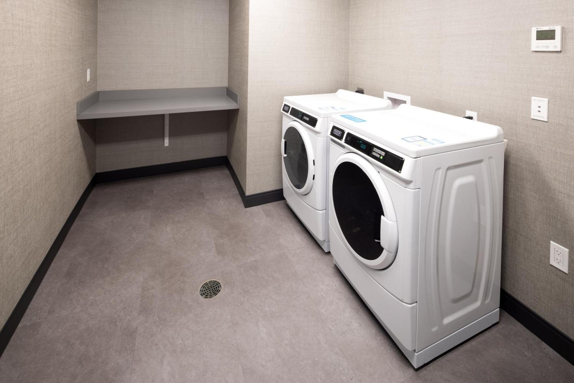 ホテル Tru By Hilton Yakima Airport エクステリア 写真